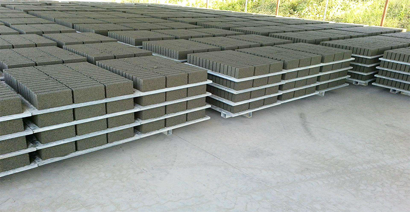 <a href=http://m.phoenixcarpet.cn/ target=_blank class=infotextkey>免燒磚托板</a>