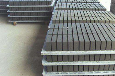 <a href=http://m.phoenixcarpet.cn/ target=_blank class=infotextkey>免燒磚托板</a>