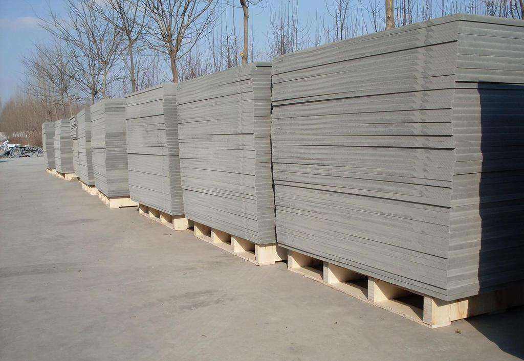 <a href=http://m.phoenixcarpet.cn/zjtb/ target=_blank class=infotextkey>PVC磚機托板</a>